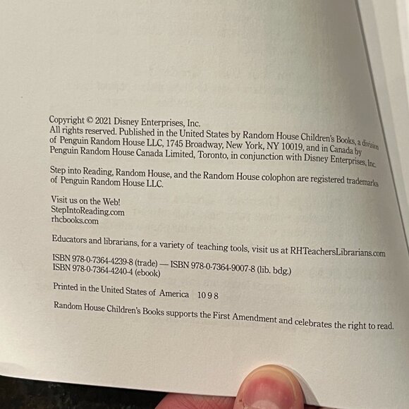 Disney Encanto Mirabel's Discovery Paperback Step Into Reading - Picture 3 of 3